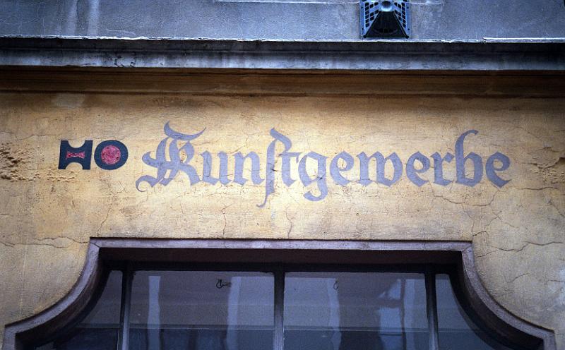 Meißen, An der Frauenkirche, 1.12.1996.jpg